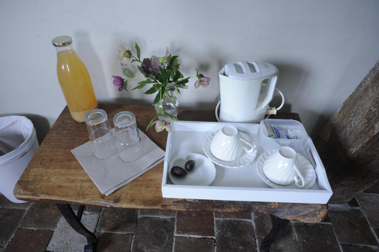 La Ferme Aux Oiseaux B&B Beaumont ภายนอก รูปภาพ